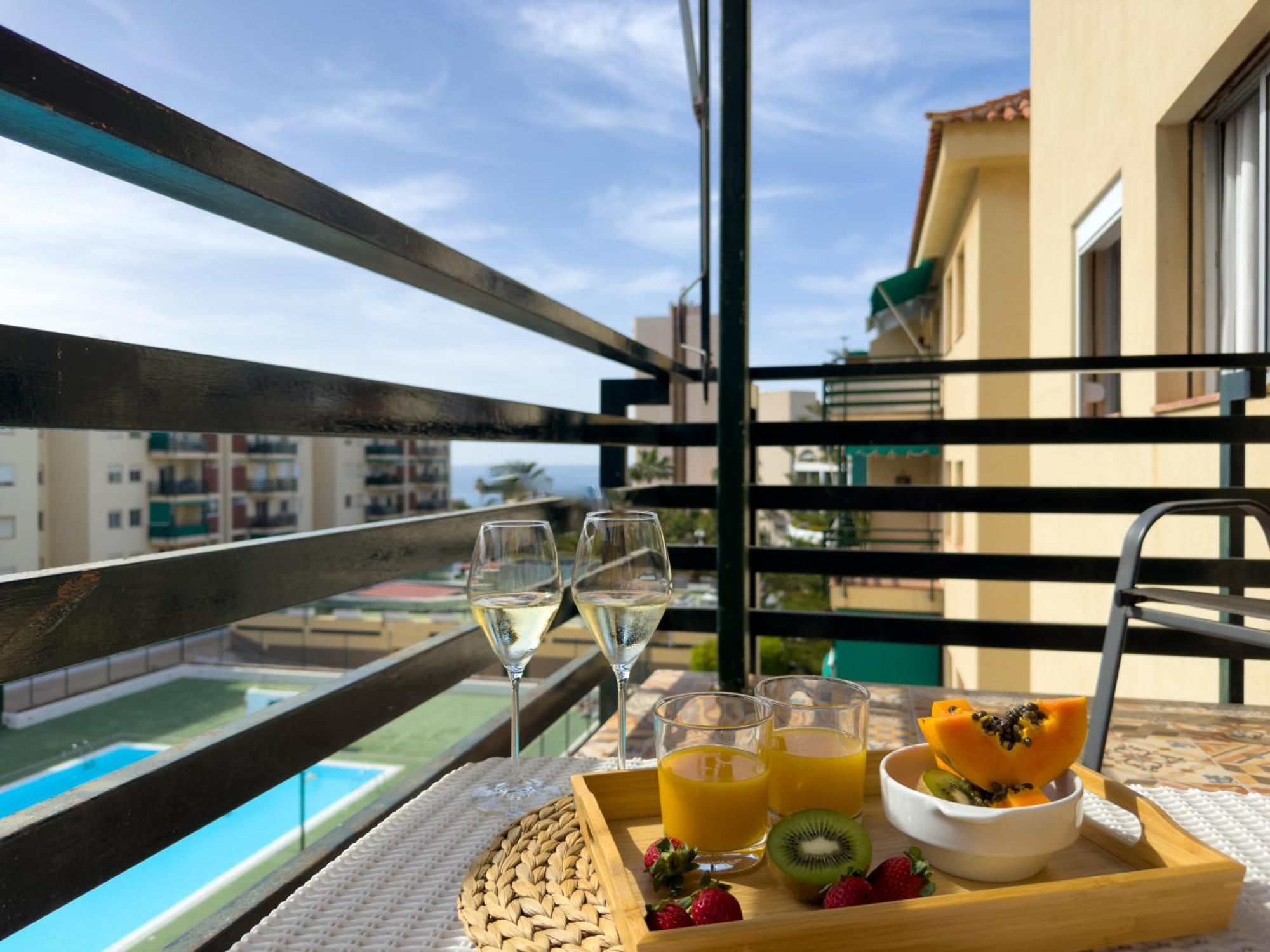 Amazing 3-Bedroom Apartment. Pool And Sea View! Los Cristianos  Kültér fotó